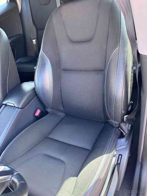 Volvo XC60 2,4 - foto 5