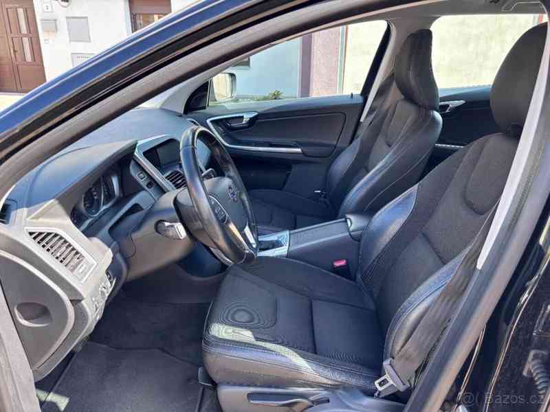 Volvo XC60 2,4 - foto 4