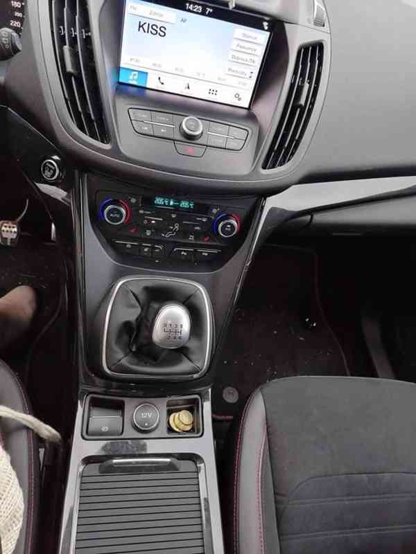Ford Kuga ST-line	 - foto 7