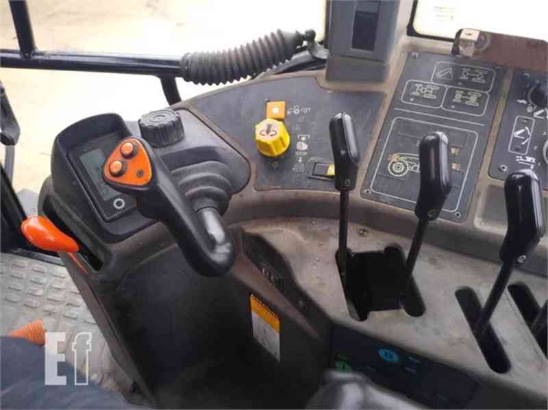 Traktor NEW HOLLAND 8160 - foto 9