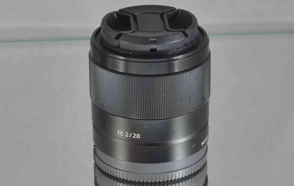 Sony FE 28mm F2 *Full-frame*širokoúhlý *E mount - foto 6