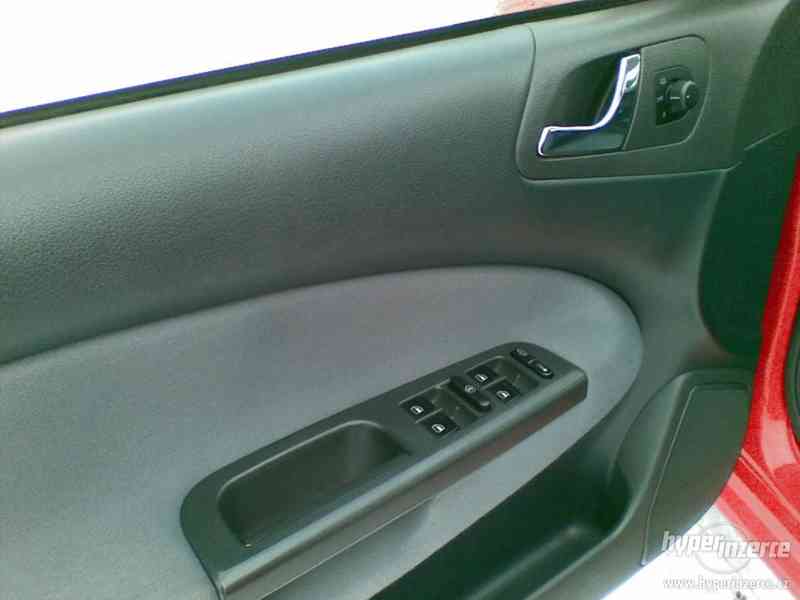 Škoda octavia combi 1.9 TDI 66kw ambiente SERVISNÍ KNÍŽKA !! - foto 10