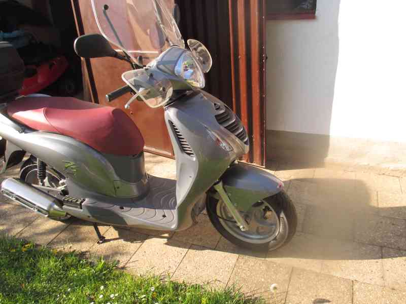 skutr HONDA psi 125 - foto 3