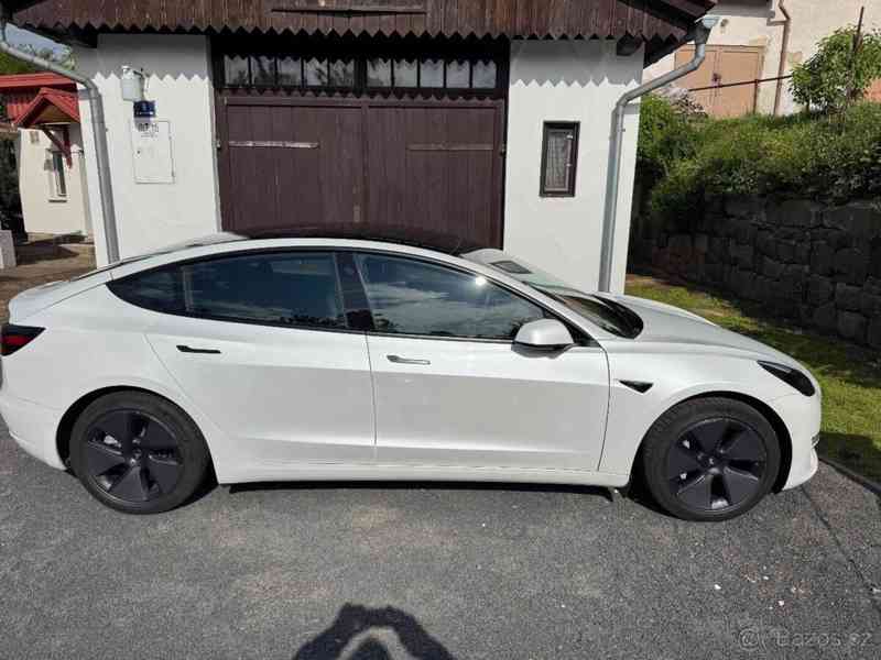 Tesla Model 3 2021 Long Range 491PS 65tis - foto 14