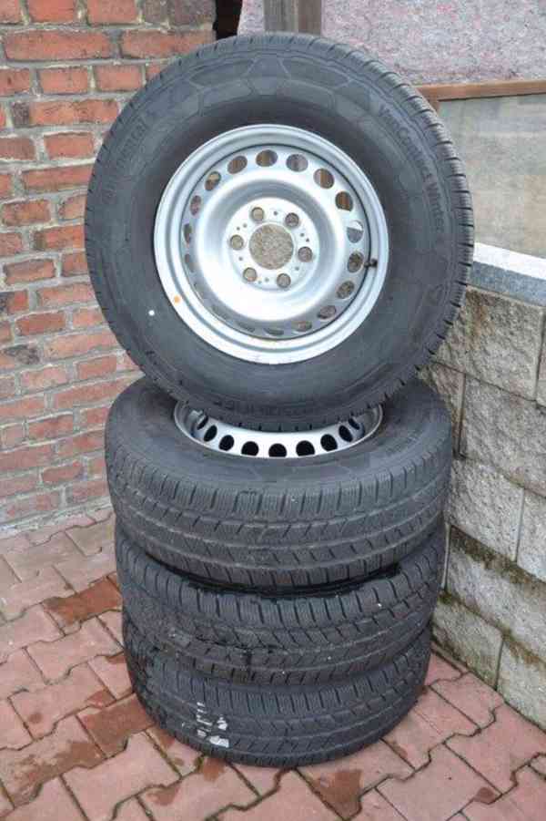 Zimní pneu 225 75 16C Mercedes Sprinter  - foto 1