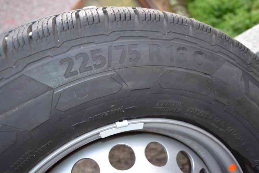 Zimní pneu 225 75 16C Mercedes Sprinter  - foto 5