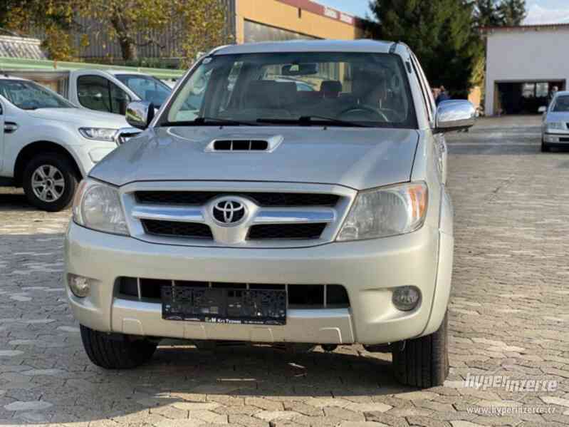 Toyota Hilux 2.5 D-4D 88kw - foto 3