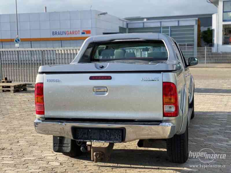 Toyota Hilux 2.5 D-4D 88kw - foto 7