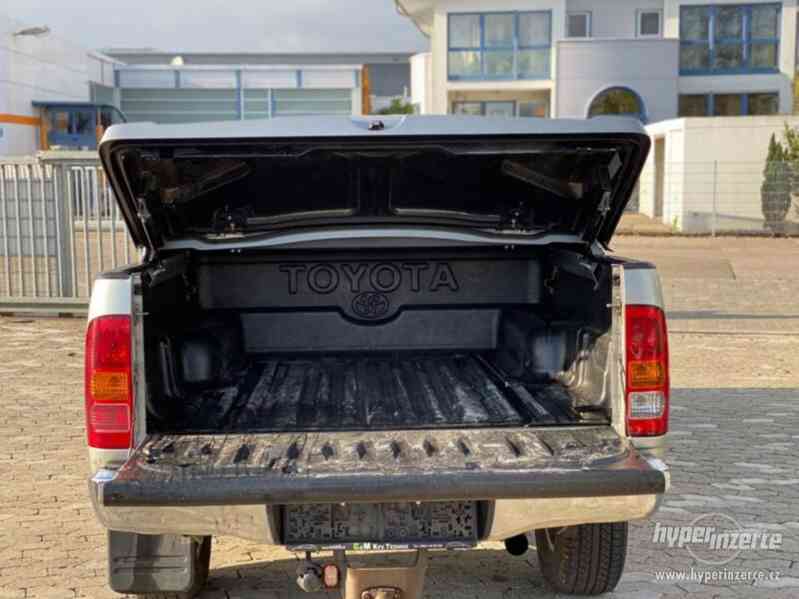 Toyota Hilux 2.5 D-4D 88kw - foto 9