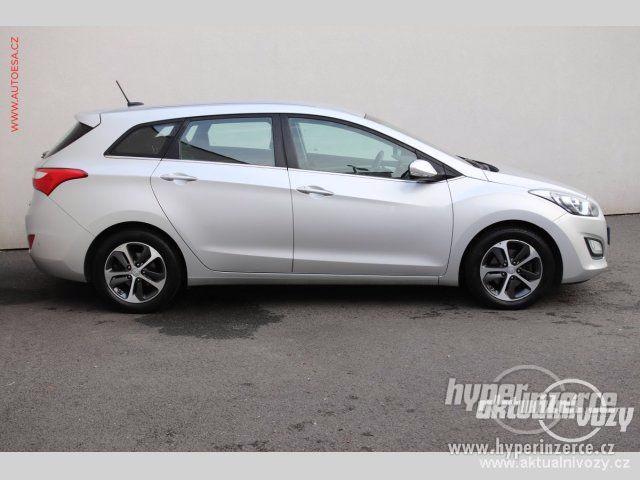 Hyundai i30 1.6, nafta,  2016 - foto 5