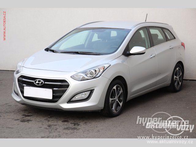 Hyundai i30 1.6, nafta,  2016 - foto 8