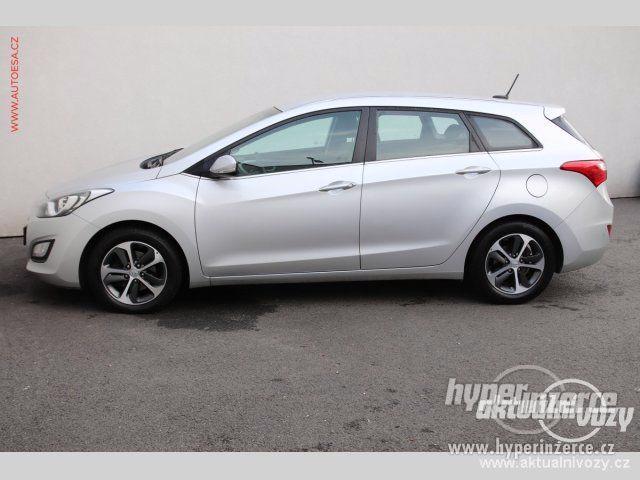 Hyundai i30 1.6, nafta,  2016 - foto 9