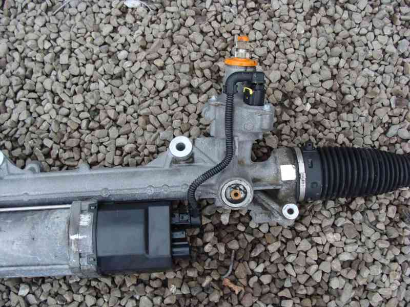 MERCEDES W212 RIZENI ELEKTRO SERVO - foto 2