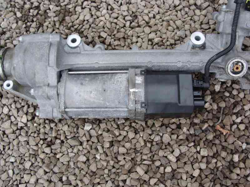 MERCEDES W212 RIZENI ELEKTRO SERVO - foto 4