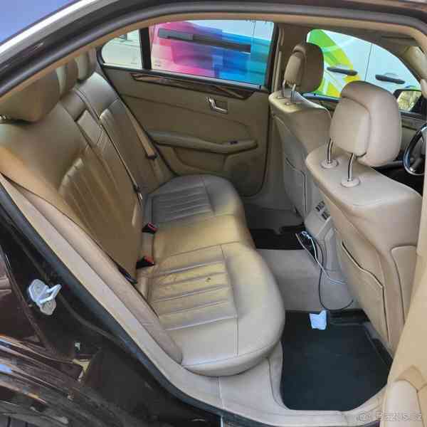 Mercedes-Benz Třídy E 2,0   E-Class 220 - foto 21