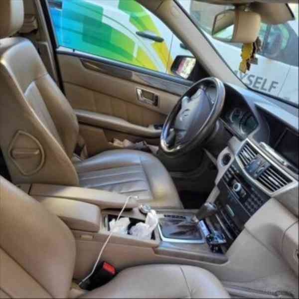Mercedes-Benz Třídy E 2,0   E-Class 220 - foto 7