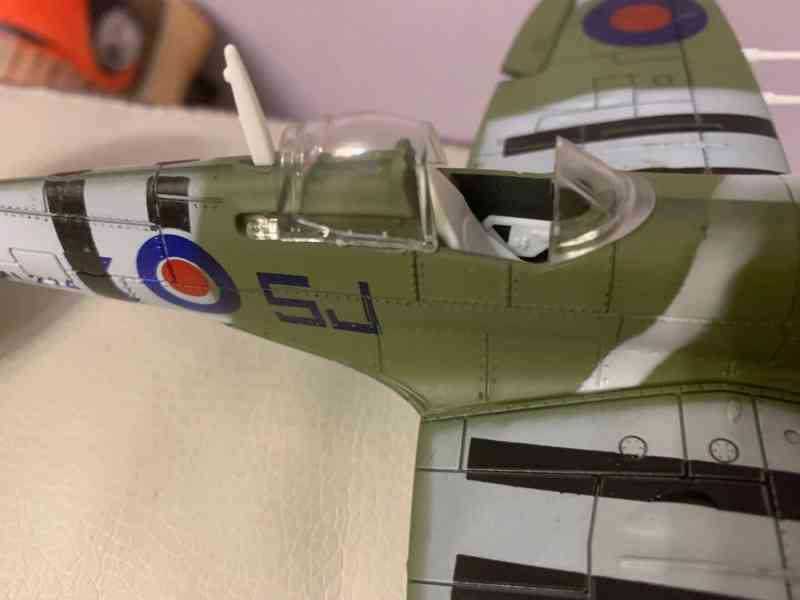 4D model nacvakávací stavebnice Spitfire (tmavě zelená) 1:48 - foto 5