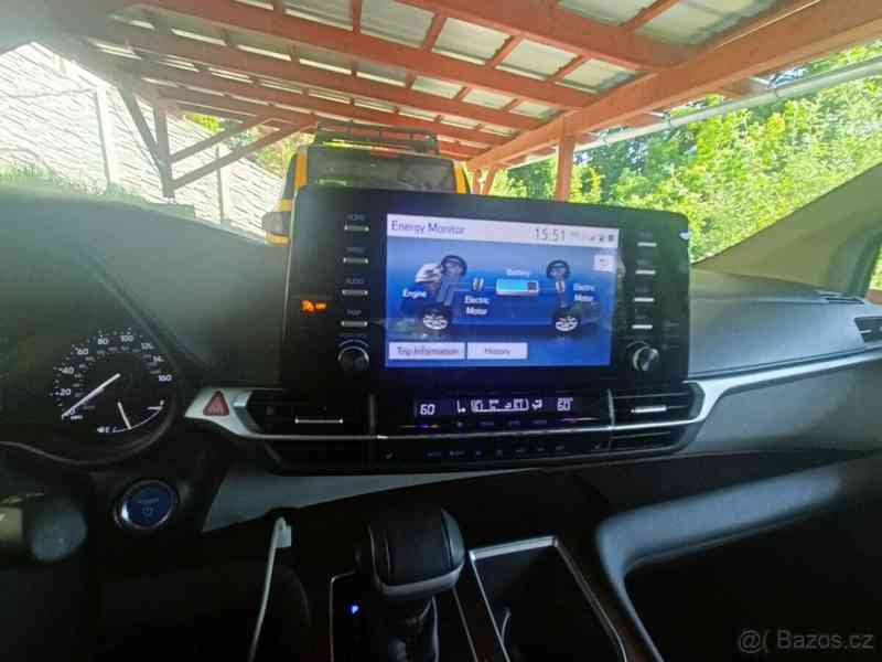 Toyota Sienna 2,5   hybrid AWD 2021 nový model - foto 16