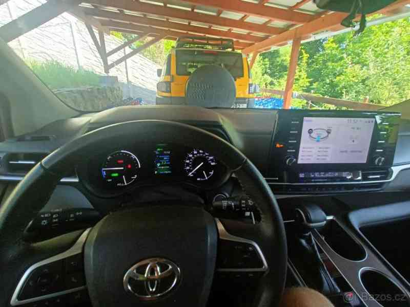 Toyota Sienna 2,5   hybrid AWD 2021 nový model - foto 12