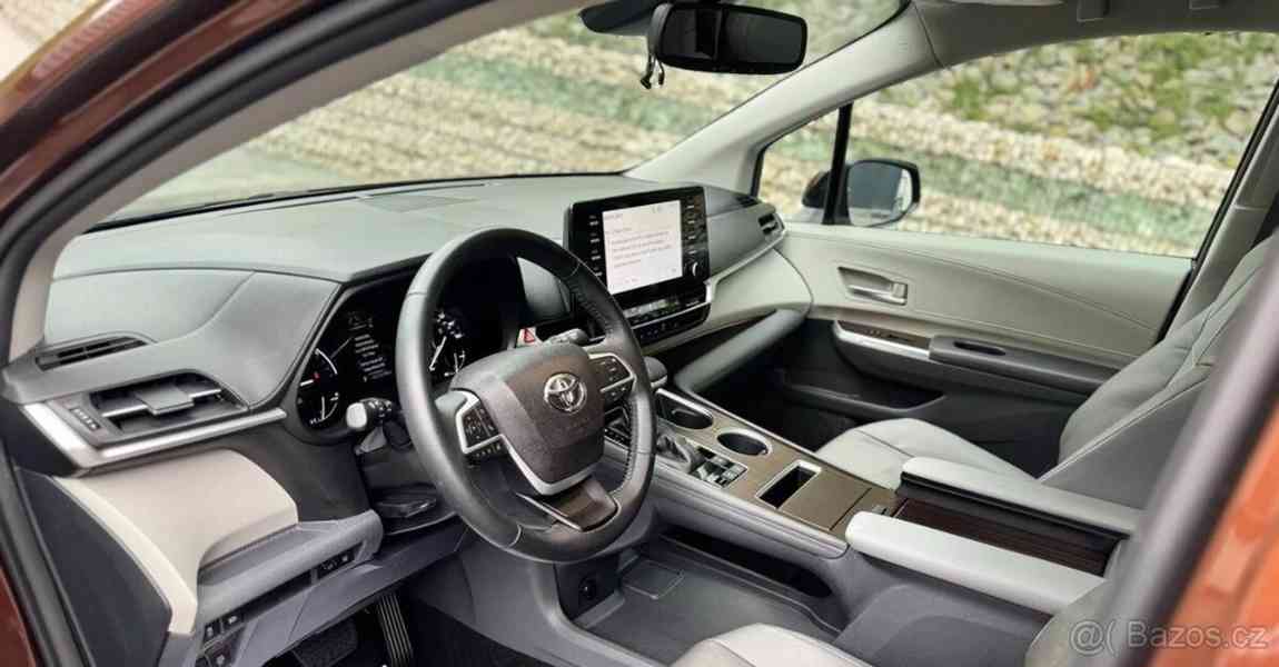Toyota Sienna 2,5   hybrid AWD 2021 nový model - foto 7