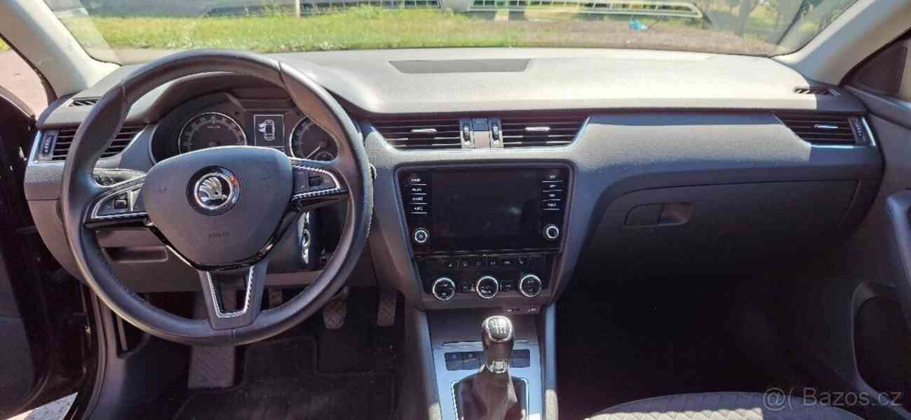 Škoda Octavia 2,0   III TDI 110KW - foto 5