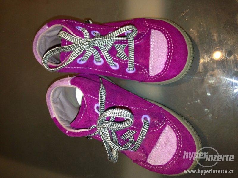 Celoroční dětská obuv Superfit vel.23 - foto 1