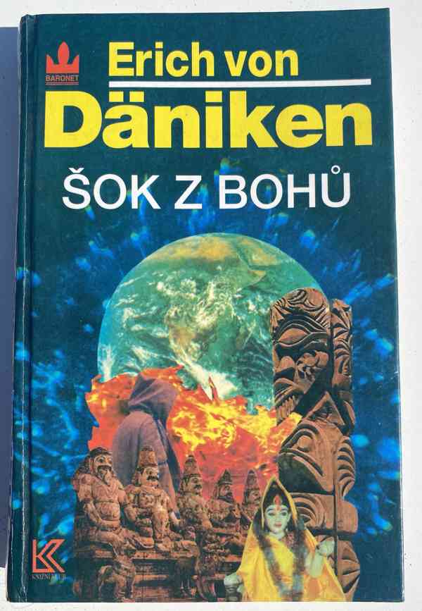 ŠOK Z BOHÚ - Erich von Daniken