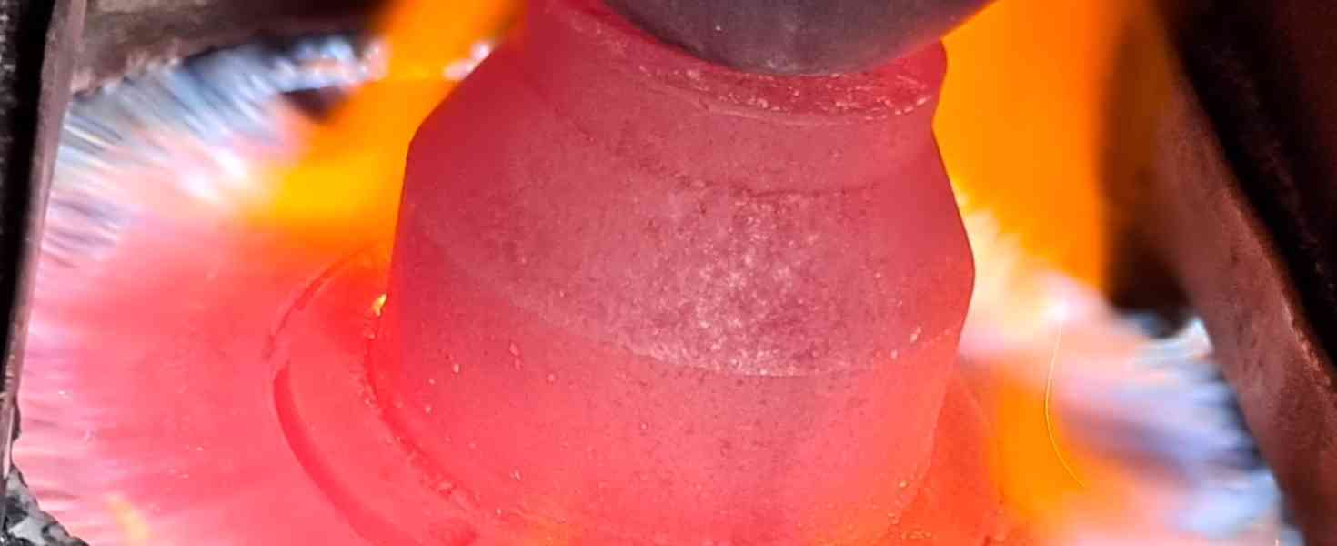 Díly pro automechaniky do dílny olejový hořák  - foto 3