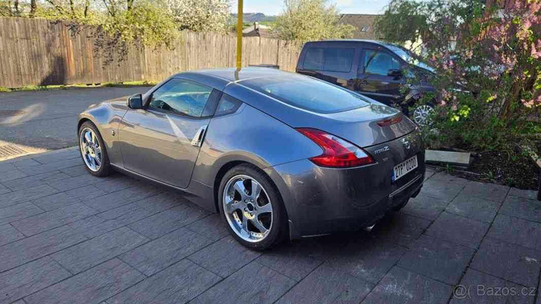 Nissan 370 Z - foto 7