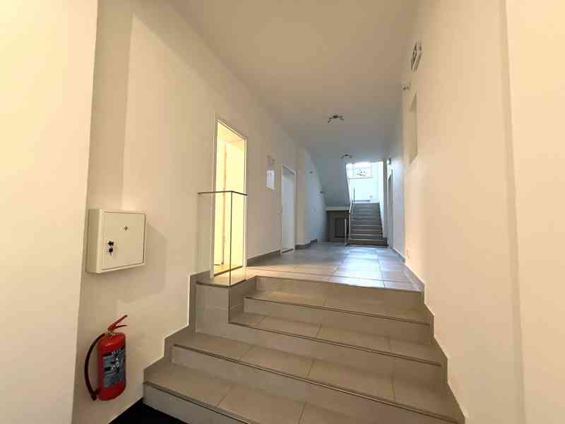 PRONÁJEM DVOU KANCELÁŘÍ O CP CCA 50 M2, BRNO – ŽIDENICE - foto 14