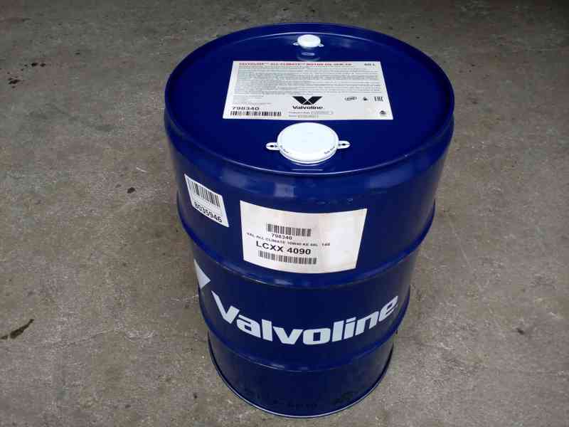 motorový olej Valvoline all-climate 10w40 - foto 1