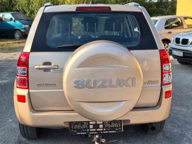 Suzuki Grand Vitara 2.0i Club benzín 103kw - foto 10