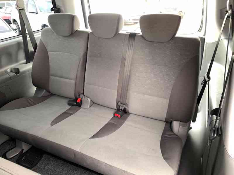 Hyundai H-1 2,5CRDi Travel Comfort Aut. 125kw - foto 24