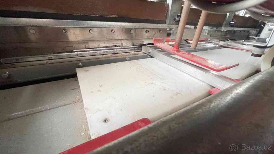 Boxmaker Autobox2 1800 - stroj na výrobu klopových krabic. - foto 9