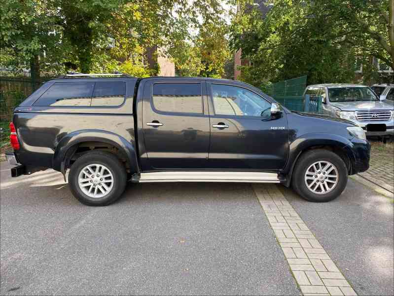 Toyota Hilux 3.0 D4D  4x4 Aut. 126kw - foto 1