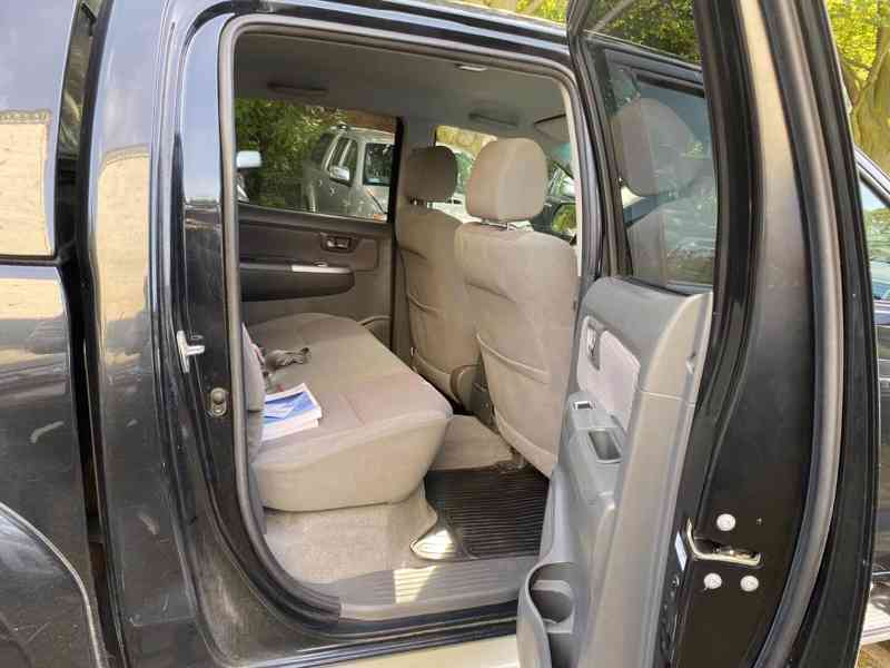 Toyota Hilux 3.0 D4D  4x4 Aut. 126kw - foto 12