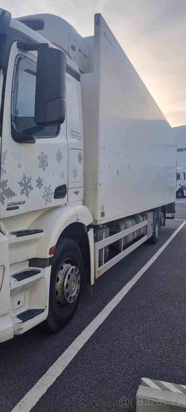 Chladírenský mrazírenský vůz Mercedes-Benz Antos 2543 - foto 4