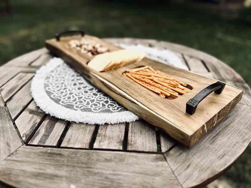 Ručne robený podnos z agátového dreva - foto 4