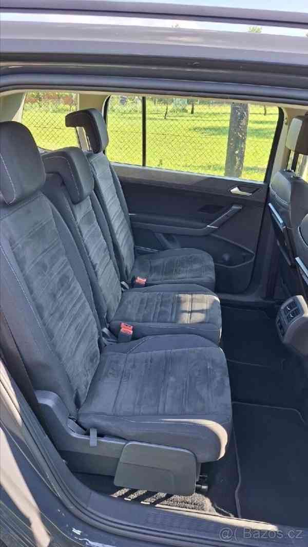 Volkswagen Touran 2,0   TDI,110kw,DSG,Tažné,Servisní K - foto 10