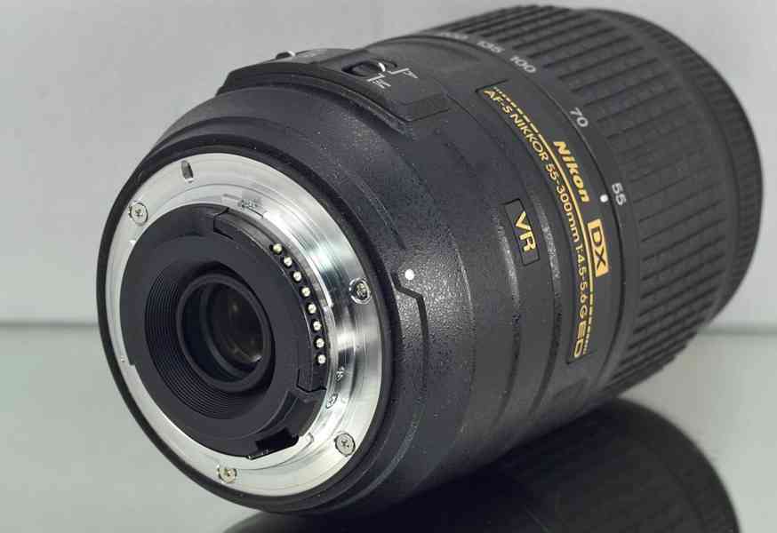 NIKON AFS DX NIKKOR 55-300mm 1:4.5-5.6 G ED VR *DX - foto 5