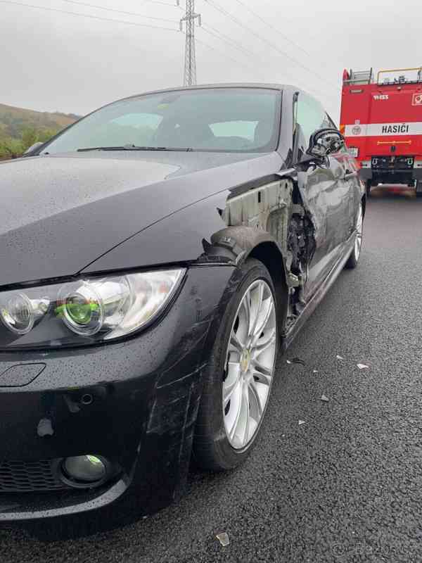 BMW Řada 3 92 330i - foto 1