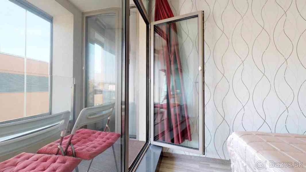 PROSTORNÝ BYT 2+KK S LODŽIÍ A GARÁŽÍ – PRAHA 5, SMÍCHOV - foto 2