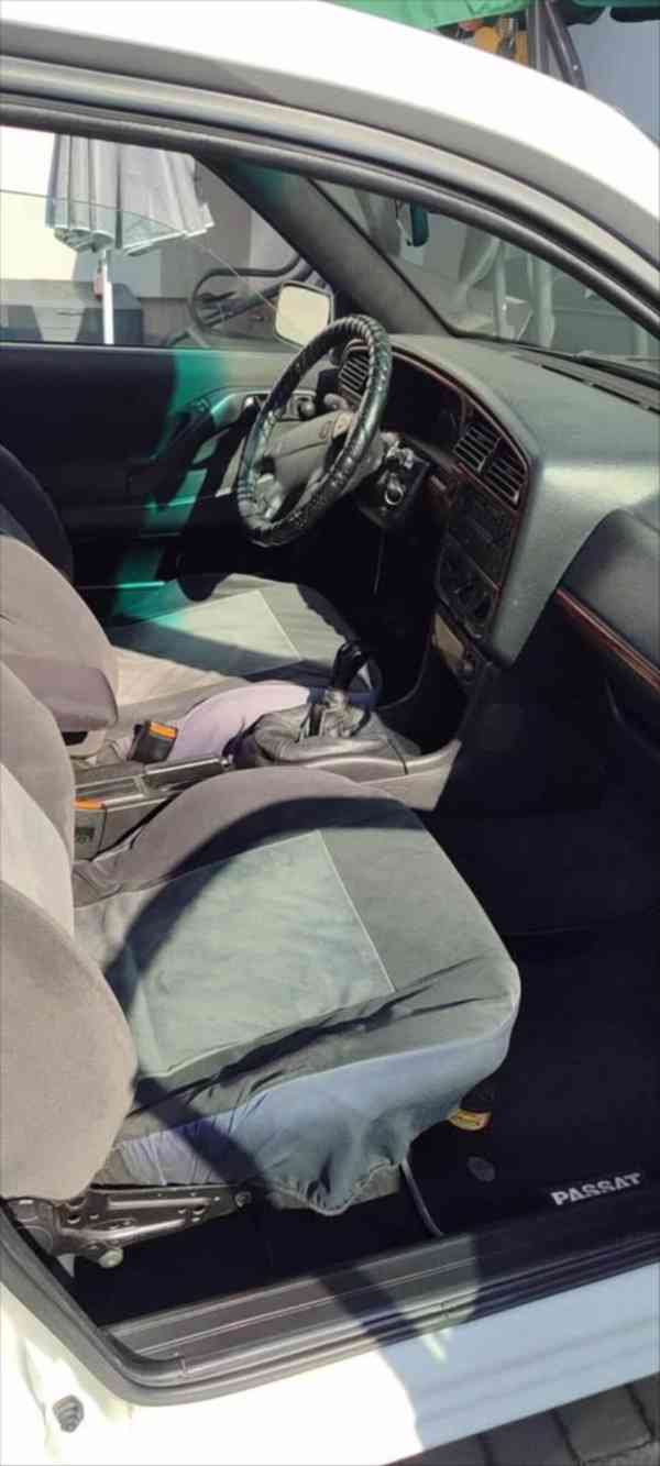 Volkswagen Passat 1,9 - foto 7