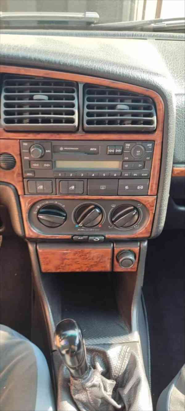 Volkswagen Passat 1,9 - foto 4