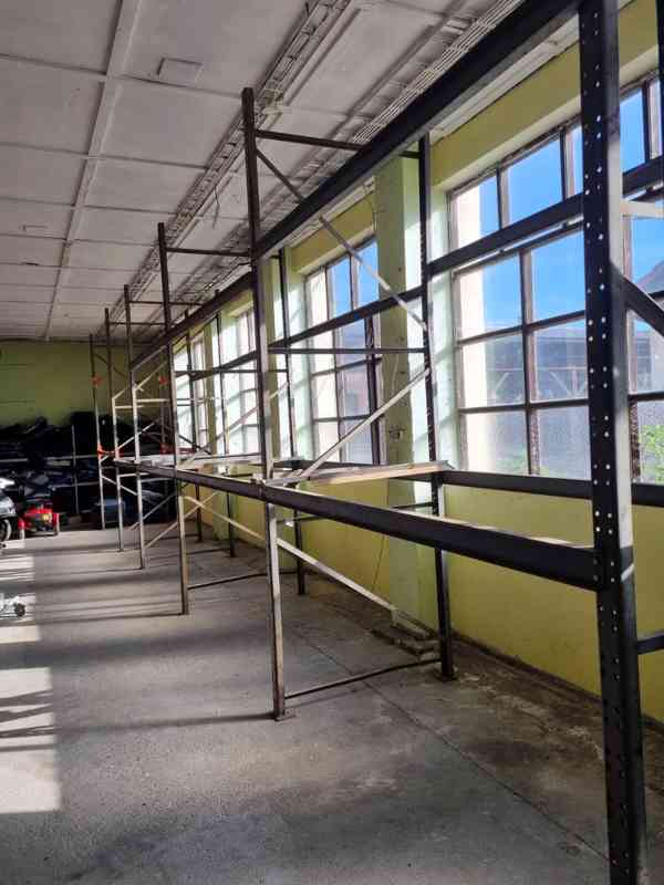 Paletový regál 5 polí / 2 patra – délka 9,8 m