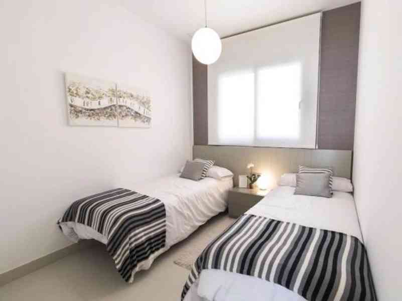 Luxusní byt s moderním designem Benidorm (Španělsko) - foto 10