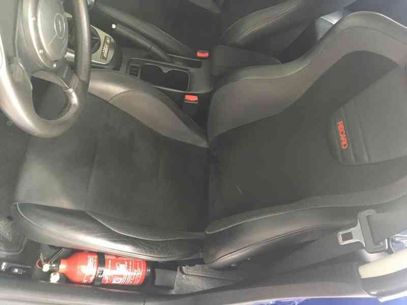 Mitsubishi Lancer Evolution IX - foto 4
