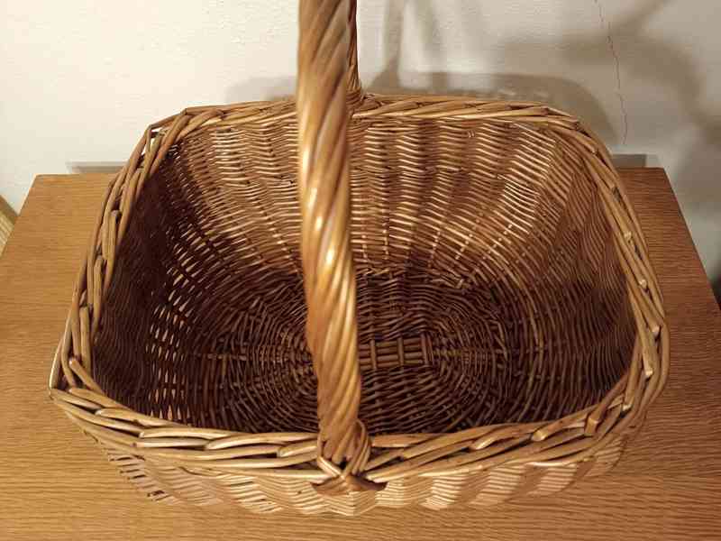 Proutěný košík - foto 3