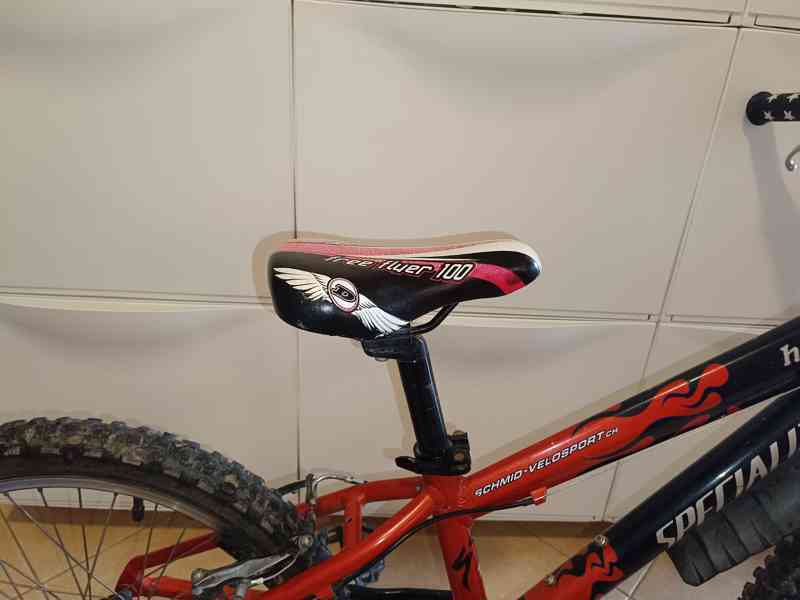 Dětské jízdní kolo Specialized Hotrock 20" - foto 6