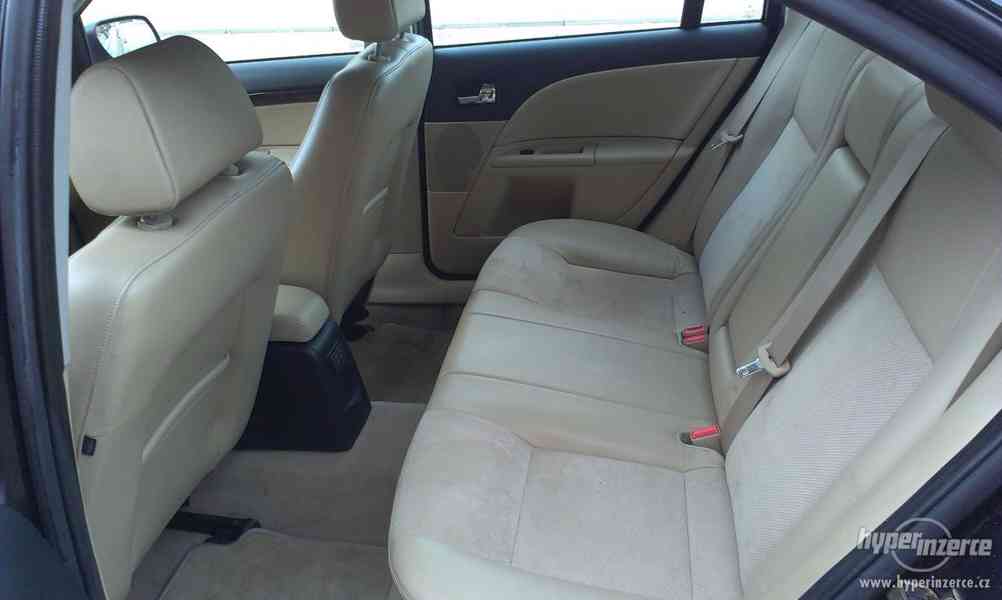 Ford Mondeo 2.0 Ghia - foto 5